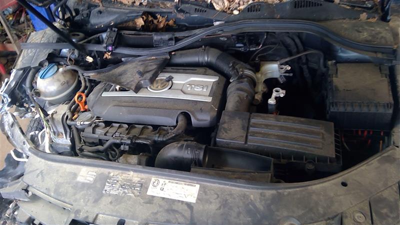 https://f005.backblazeb2.com/file/img-partshotlines-com/Inventory/NE71/Vehicle/12896_13.jpg