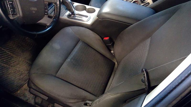 https://f005.backblazeb2.com/file/img-partshotlines-com/Inventory/NE71/Vehicle/13172_02.jpg