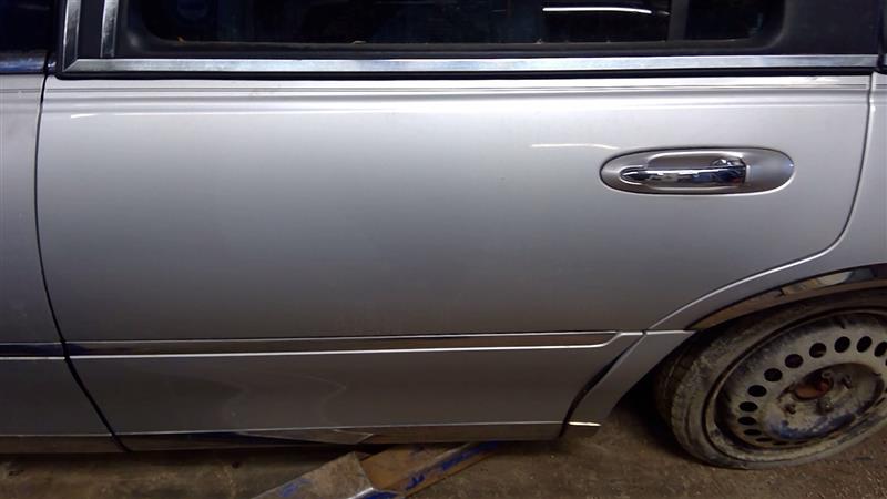 https://f005.backblazeb2.com/file/img-partshotlines-com/Inventory/NE71/Vehicle/13175_10.jpg
