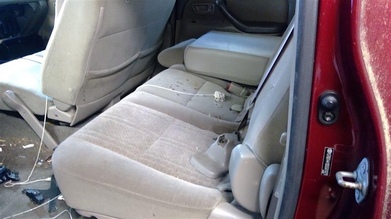 https://f005.backblazeb2.com/file/img-partshotlines-com/Inventory/NE71/Vehicle/13278_12.jpg