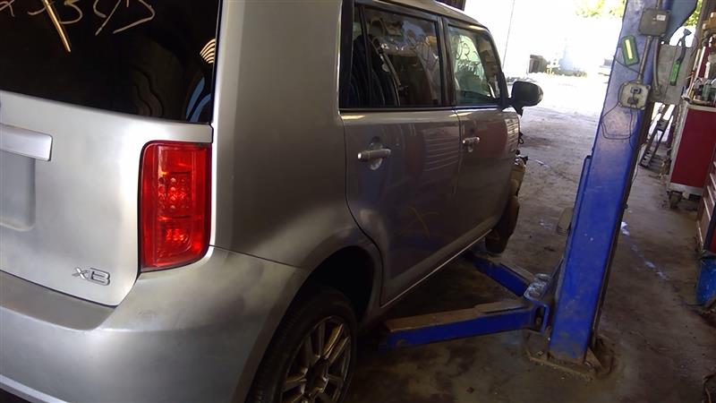 https://f005.backblazeb2.com/file/img-partshotlines-com/Inventory/NE71/Vehicle/13330_11.jpg