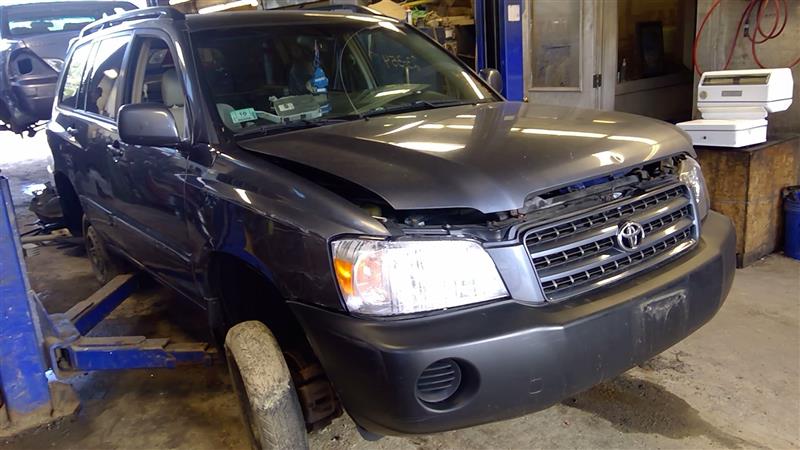 https://f005.backblazeb2.com/file/img-partshotlines-com/Inventory/NE71/Vehicle/13339_06.jpg