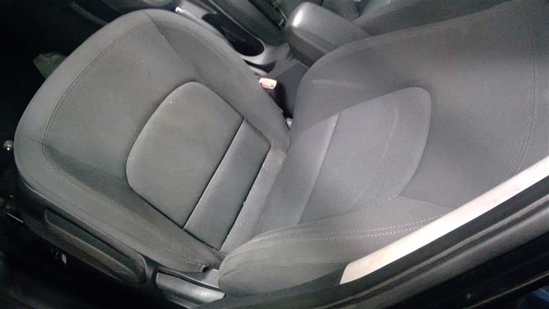 https://f005.backblazeb2.com/file/img-partshotlines-com/Inventory/NE71/Vehicle/13402_02.jpg
