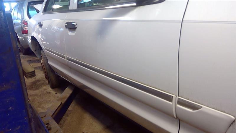 https://f005.backblazeb2.com/file/img-partshotlines-com/Inventory/NE71/Vehicle/13457_07.jpg