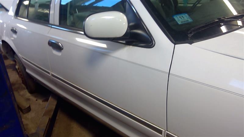 https://f005.backblazeb2.com/file/img-partshotlines-com/Inventory/NE71/Vehicle/13457_09.jpg