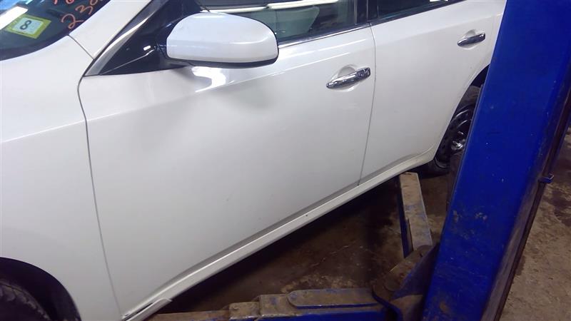 https://f005.backblazeb2.com/file/img-partshotlines-com/Inventory/NE71/Vehicle/13470_12.jpg