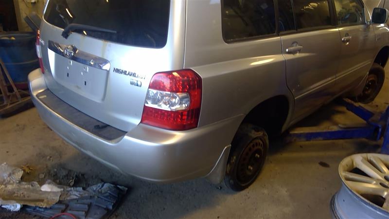 https://f005.backblazeb2.com/file/img-partshotlines-com/Inventory/NE71/Vehicle/13503_05.jpg