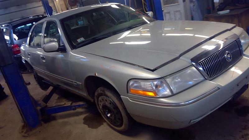 https://f005.backblazeb2.com/file/img-partshotlines-com/Inventory/NE71/Vehicle/13548_03.jpg