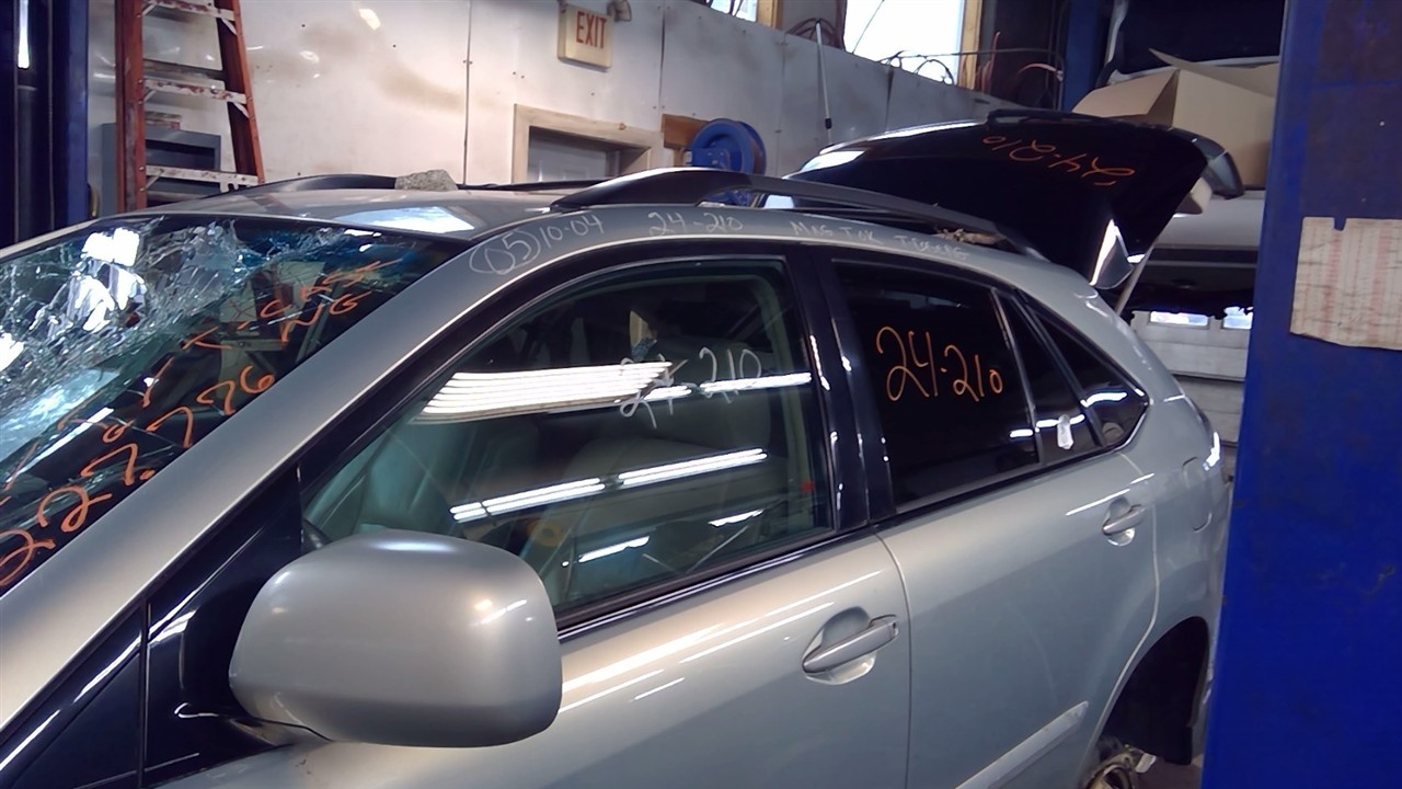 https://f005.backblazeb2.com/file/img-partshotlines-com/Inventory/NE71/Vehicle/13626_11.jpg