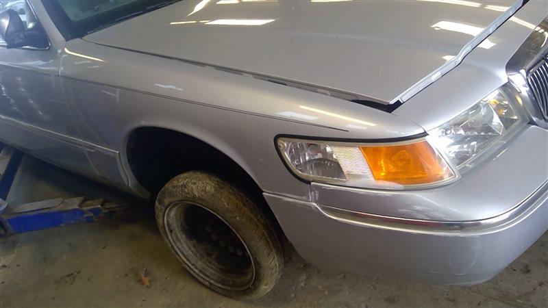 https://f005.backblazeb2.com/file/img-partshotlines-com/Inventory/NE71/Vehicle/13657_10.jpg