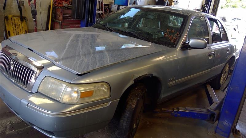 https://f005.backblazeb2.com/file/img-partshotlines-com/Inventory/NE71/Vehicle/13796_09.jpg