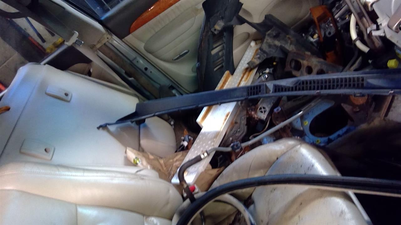 https://f005.backblazeb2.com/file/img-partshotlines-com/Inventory/NE71/Vehicle/13801_13.jpg