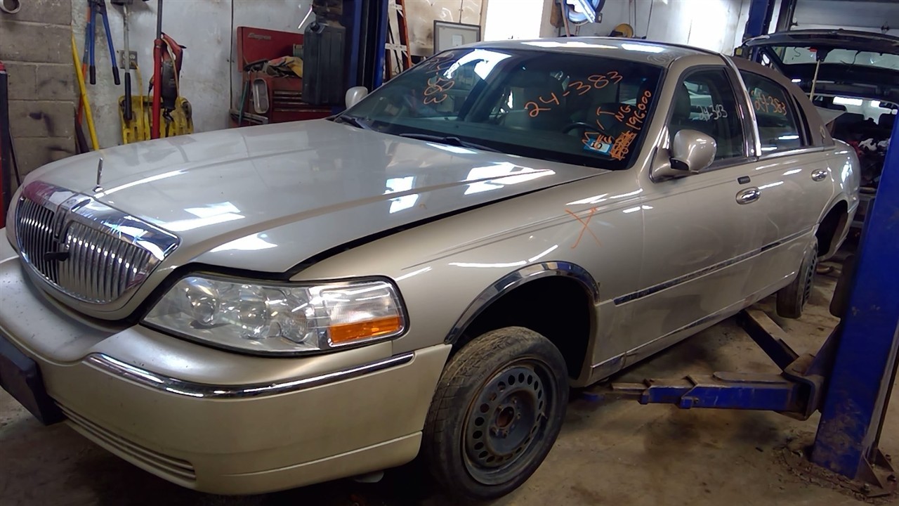 https://f005.backblazeb2.com/file/img-partshotlines-com/Inventory/NE71/Vehicle/13807_03.jpg