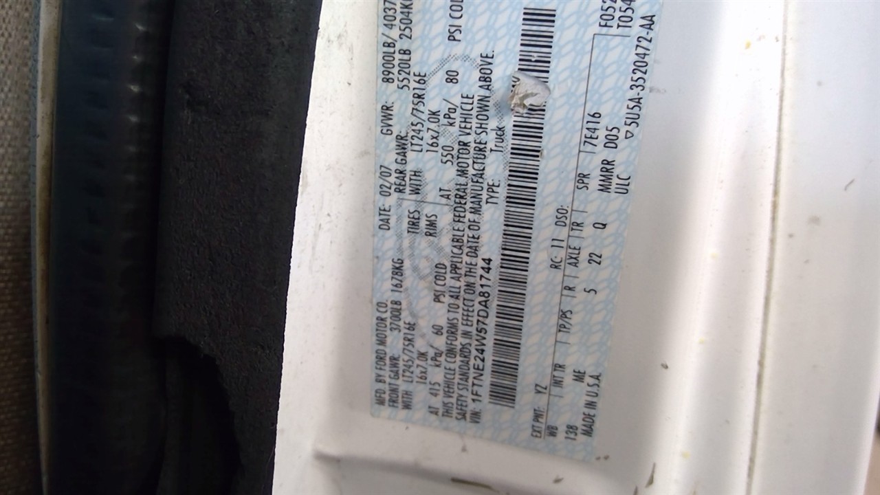 https://f005.backblazeb2.com/file/img-partshotlines-com/Inventory/NE71/Vehicle/13928_04.jpg