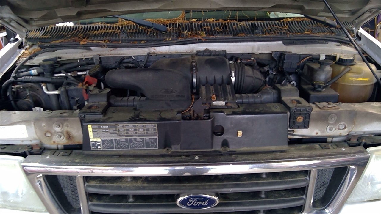 https://f005.backblazeb2.com/file/img-partshotlines-com/Inventory/NE71/Vehicle/13928_06.jpg