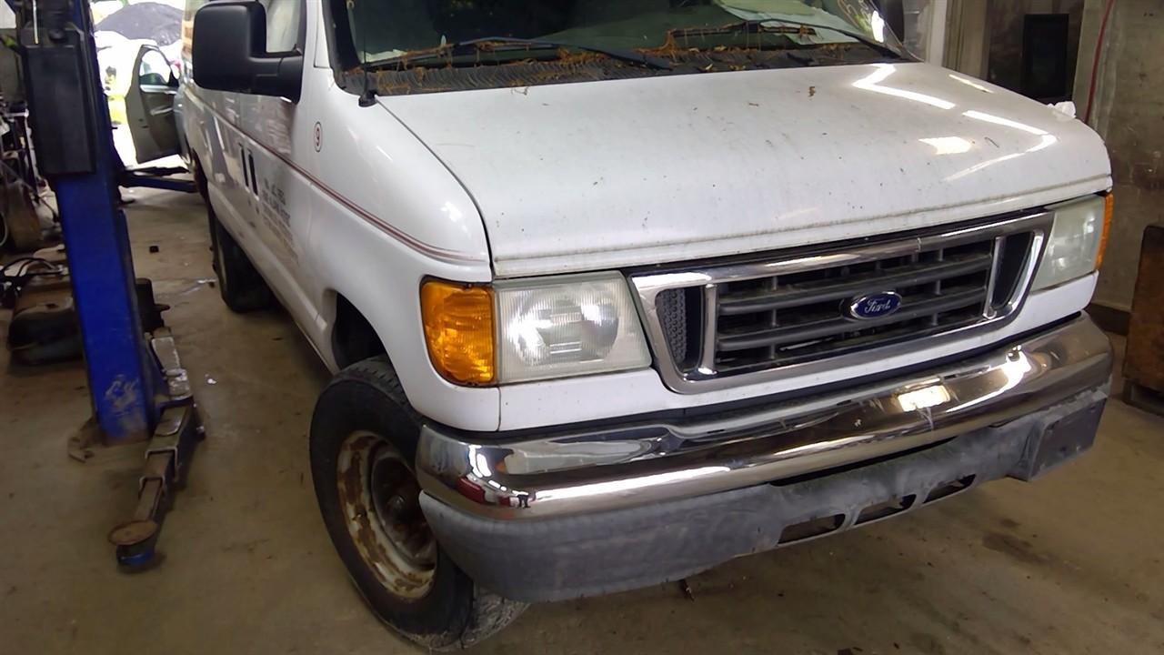https://f005.backblazeb2.com/file/img-partshotlines-com/Inventory/NE71/Vehicle/13928_08.jpg