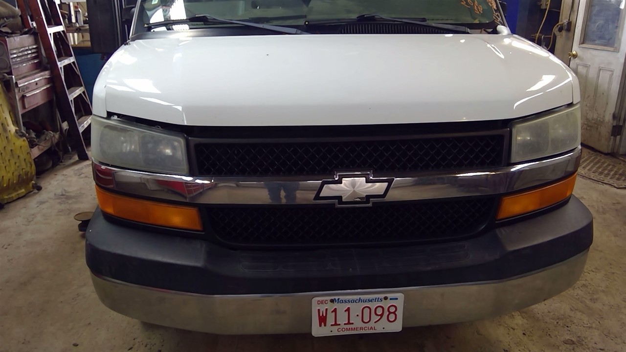 https://f005.backblazeb2.com/file/img-partshotlines-com/Inventory/NE71/Vehicle/14090_13.jpg