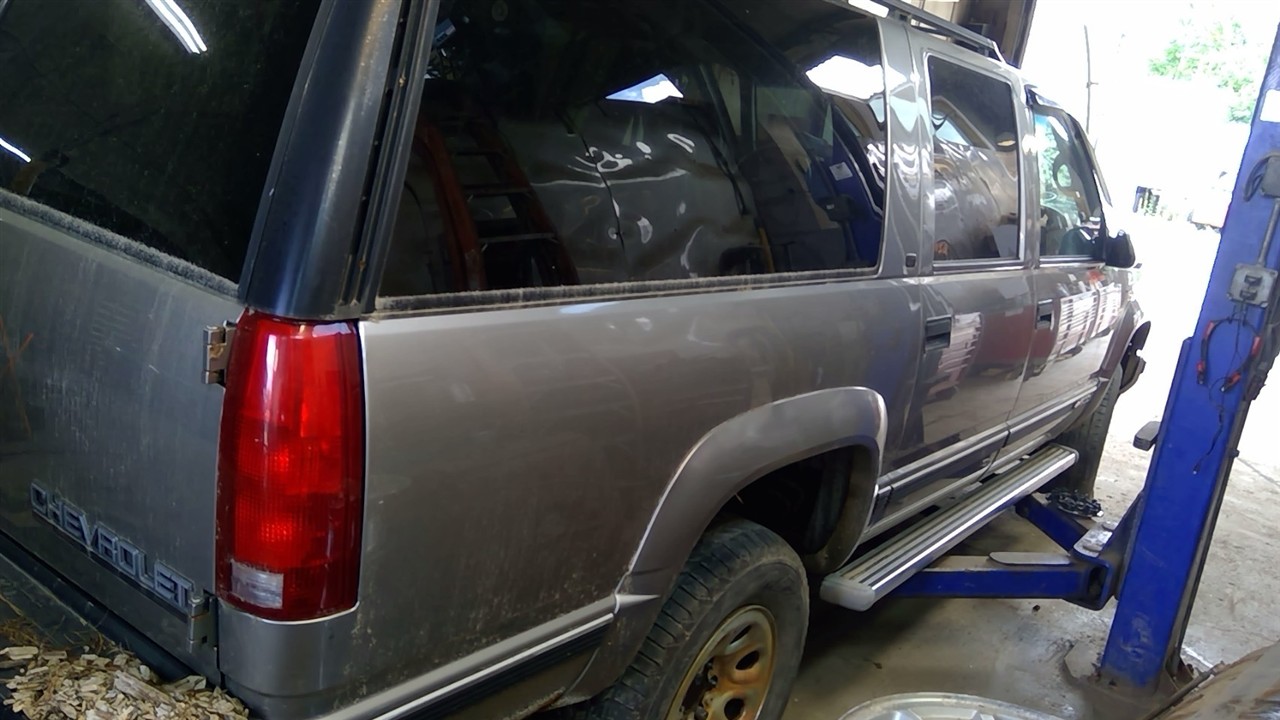 https://f005.backblazeb2.com/file/img-partshotlines-com/Inventory/NE71/Vehicle/14120_13.jpg