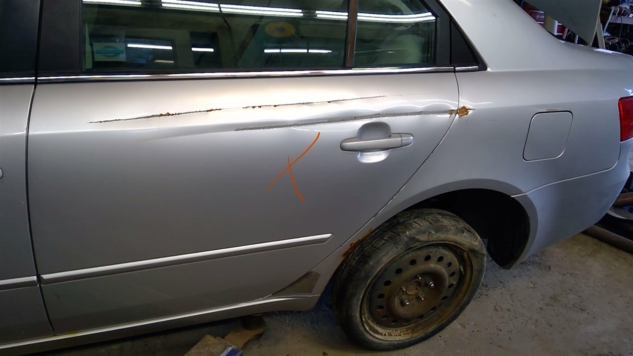 https://f005.backblazeb2.com/file/img-partshotlines-com/Inventory/NE71/Vehicle/14135_11.jpg