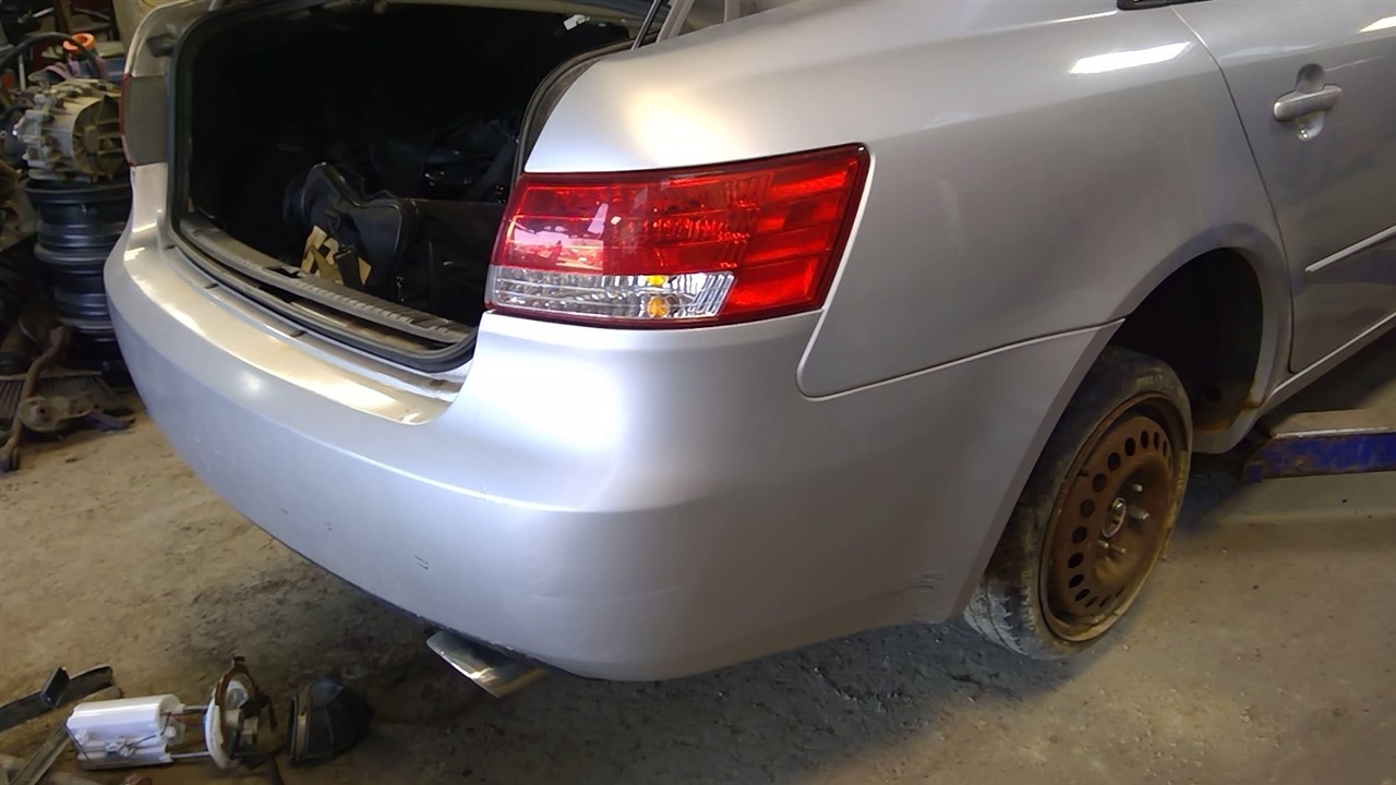 https://f005.backblazeb2.com/file/img-partshotlines-com/Inventory/NE71/Vehicle/14135_13.jpg