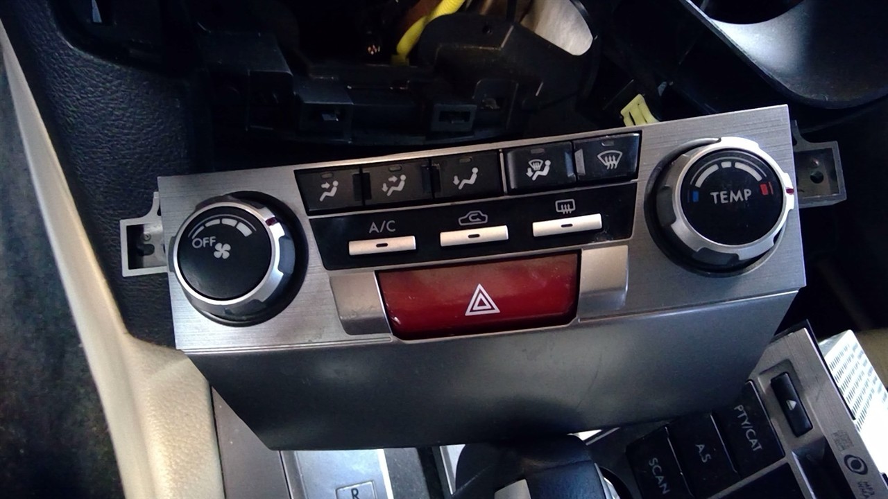 https://f005.backblazeb2.com/file/img-partshotlines-com/Inventory/NE71/Vehicle/14136_02.jpg