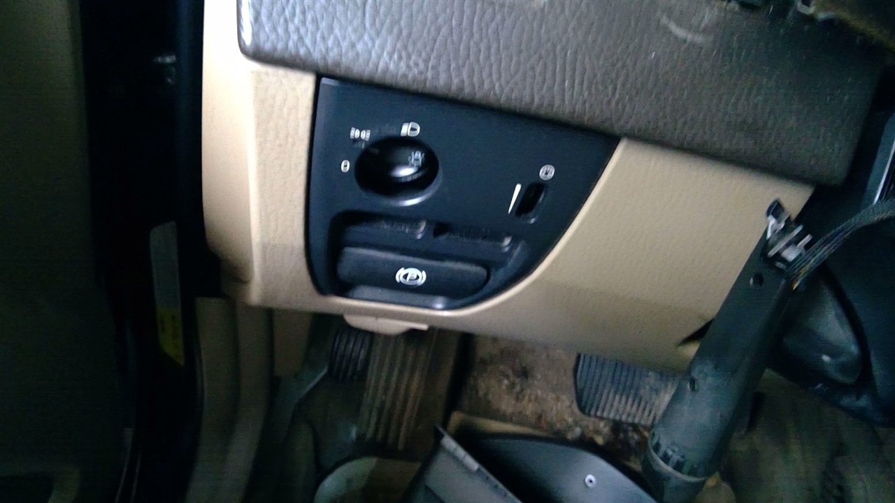 https://f005.backblazeb2.com/file/img-partshotlines-com/Inventory/NE71/Vehicle/14149_02.jpg
