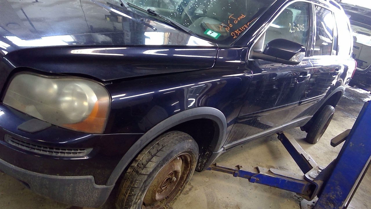 https://f005.backblazeb2.com/file/img-partshotlines-com/Inventory/NE71/Vehicle/14149_09.jpg