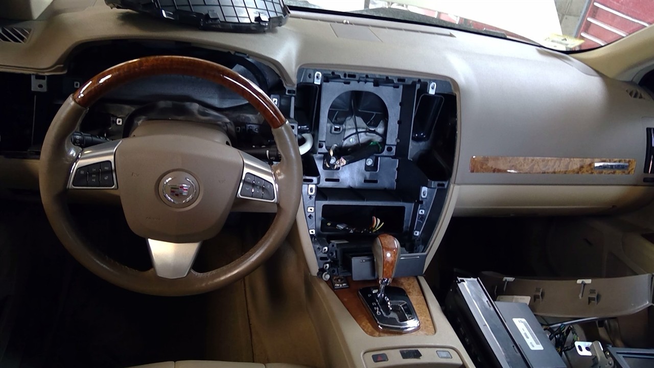 https://f005.backblazeb2.com/file/img-partshotlines-com/Inventory/NE71/Vehicle/14162_13.jpg