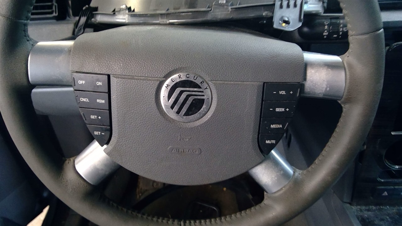 https://f005.backblazeb2.com/file/img-partshotlines-com/Inventory/NE71/Vehicle/14165_05.jpg