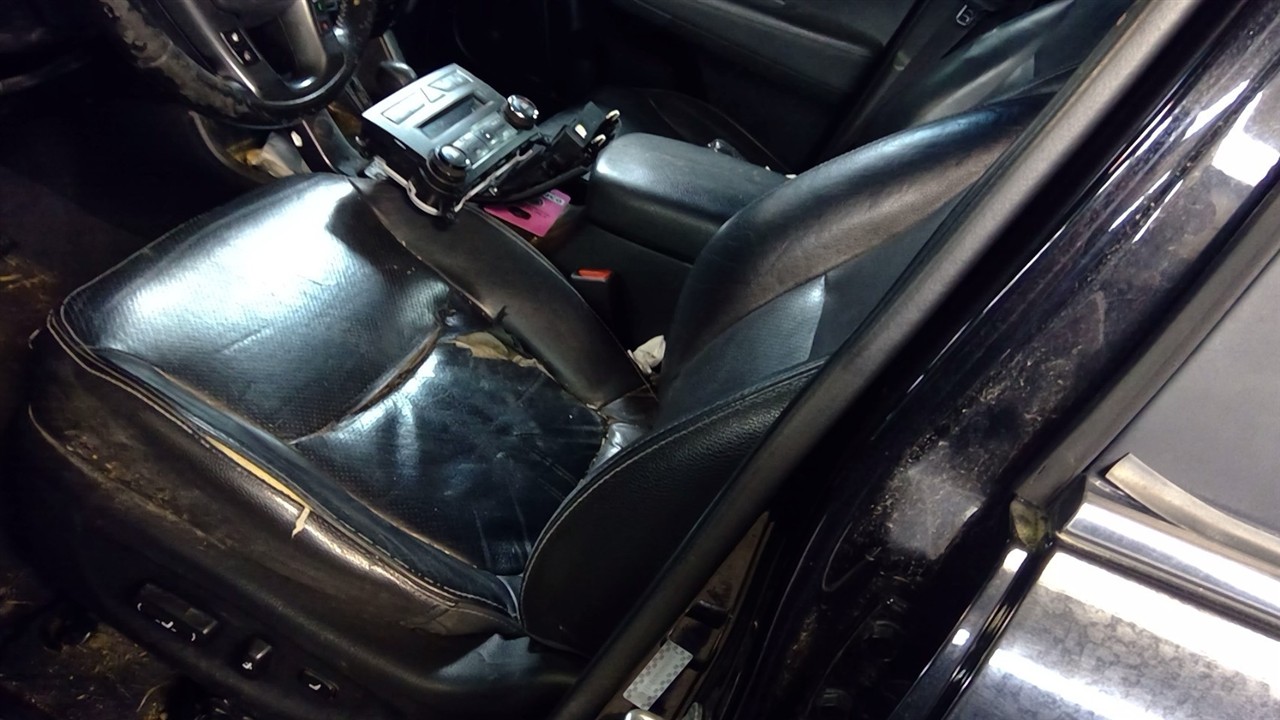 https://f005.backblazeb2.com/file/img-partshotlines-com/Inventory/NE71/Vehicle/14171_09.jpg