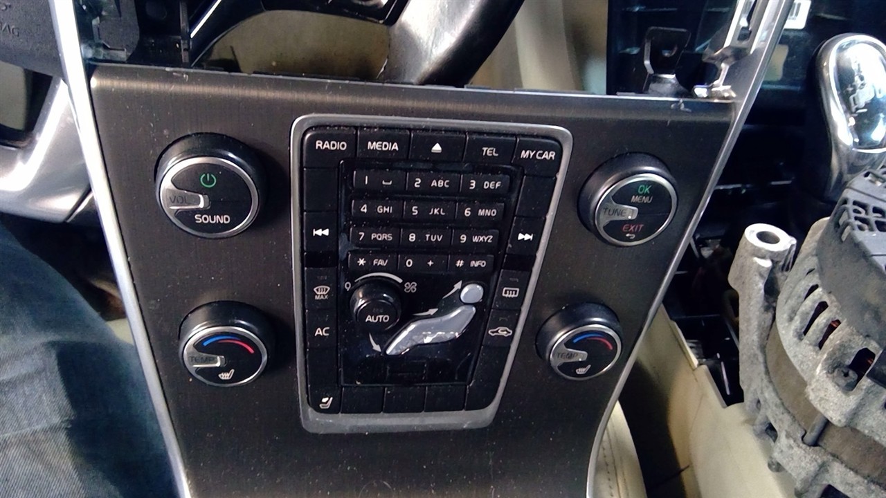 https://f005.backblazeb2.com/file/img-partshotlines-com/Inventory/NE71/Vehicle/14180_02.jpg