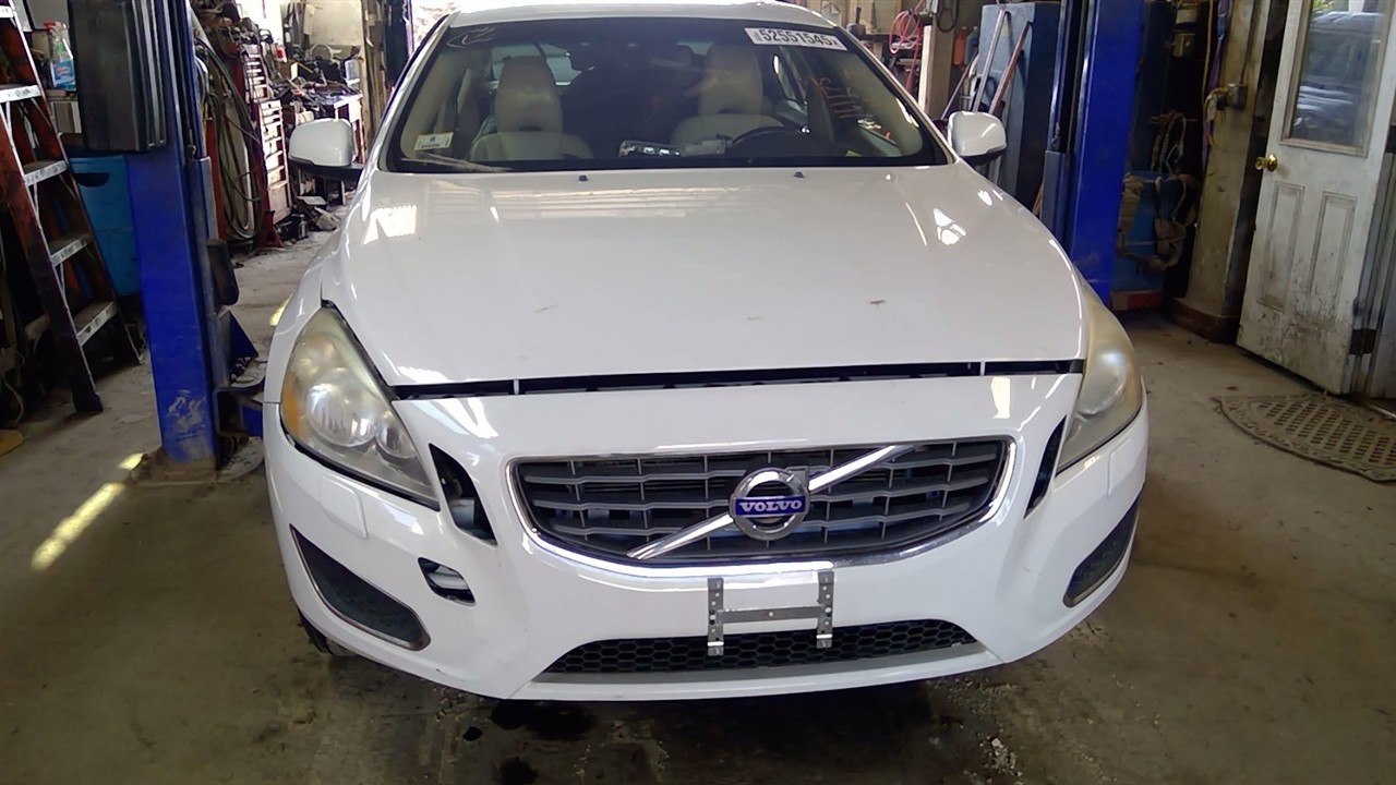 https://f005.backblazeb2.com/file/img-partshotlines-com/Inventory/NE71/Vehicle/14180_12.jpg