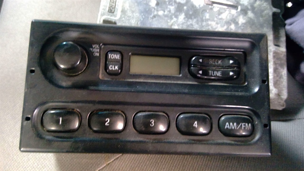 https://f005.backblazeb2.com/file/img-partshotlines-com/Inventory/NE71/Vehicle/14194_03.jpg