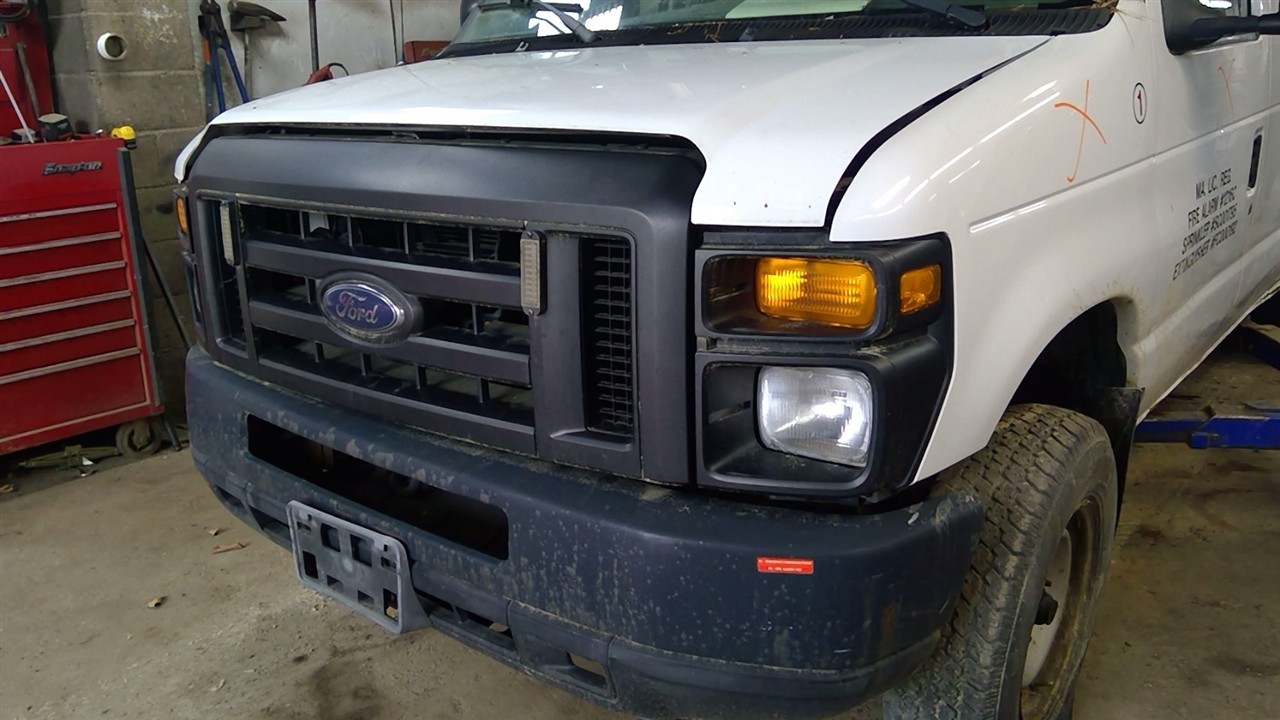 https://f005.backblazeb2.com/file/img-partshotlines-com/Inventory/NE71/Vehicle/14194_10.jpg