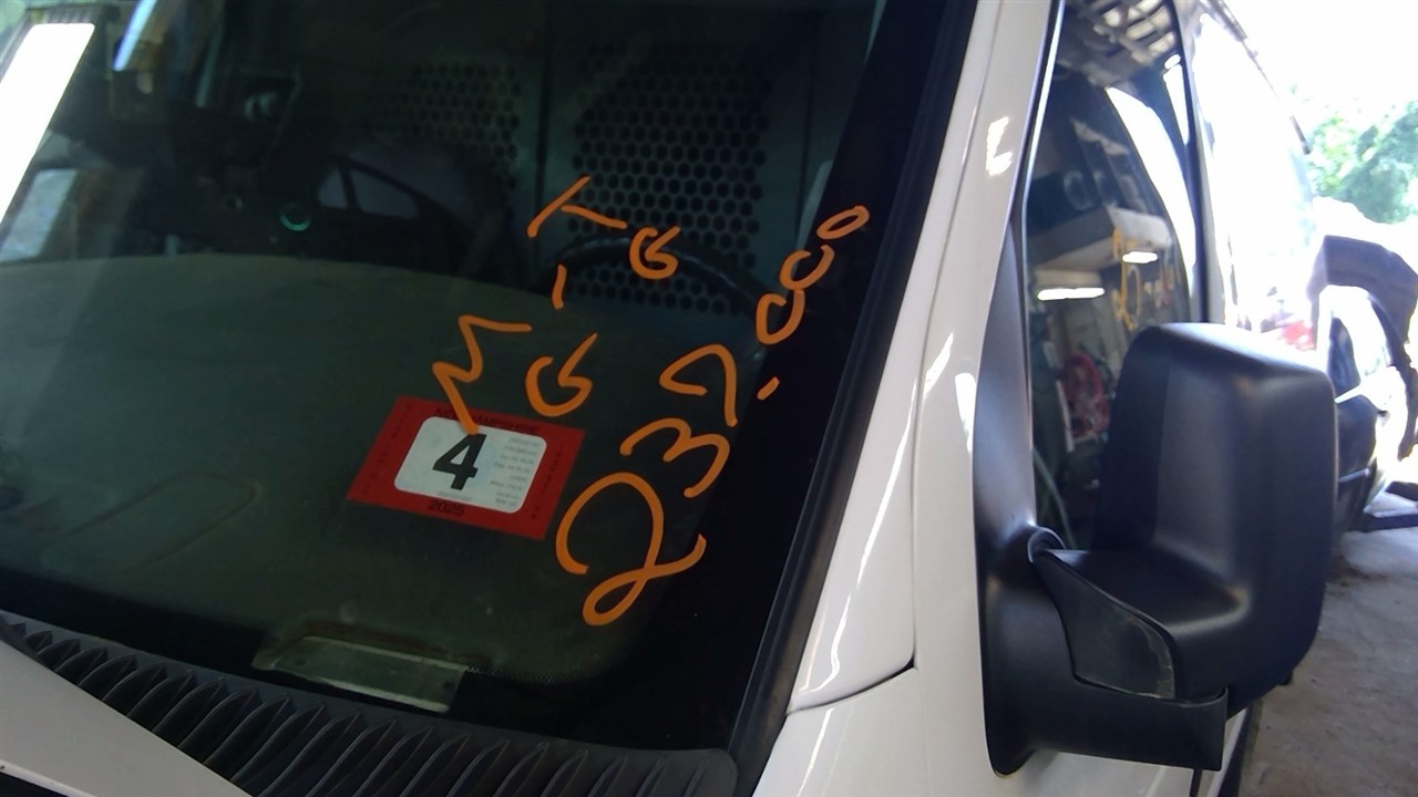 https://f005.backblazeb2.com/file/img-partshotlines-com/Inventory/NE71/Vehicle/14209_10.jpg