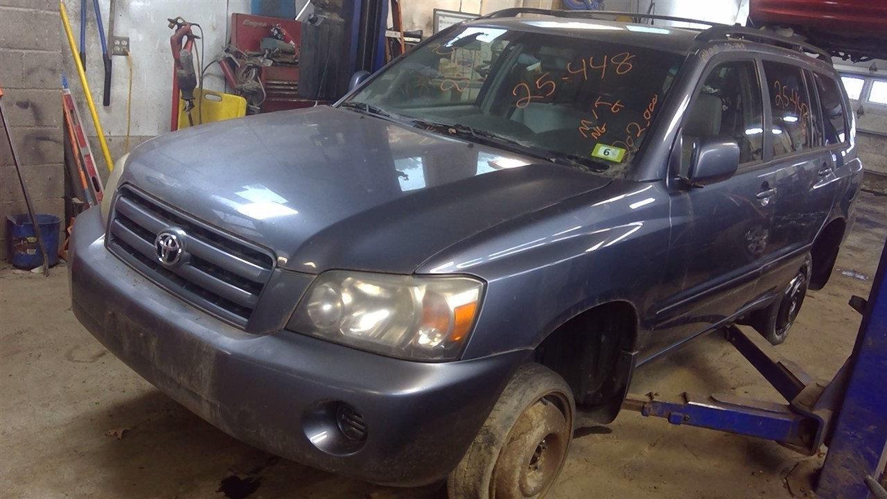 https://f005.backblazeb2.com/file/img-partshotlines-com/Inventory/NE71/Vehicle/14402_12.jpg