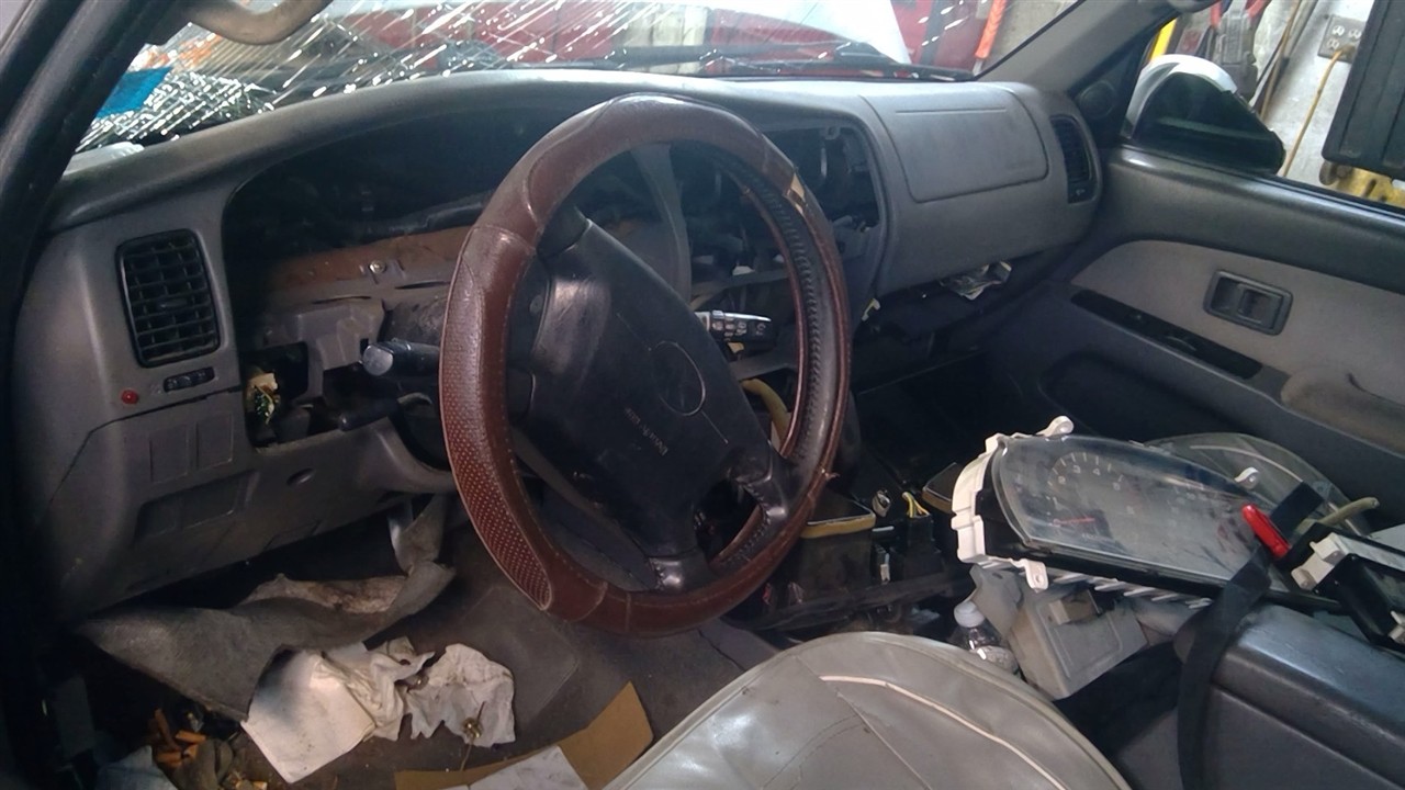 https://f005.backblazeb2.com/file/img-partshotlines-com/Inventory/NE71/Vehicle/14465_05.jpg