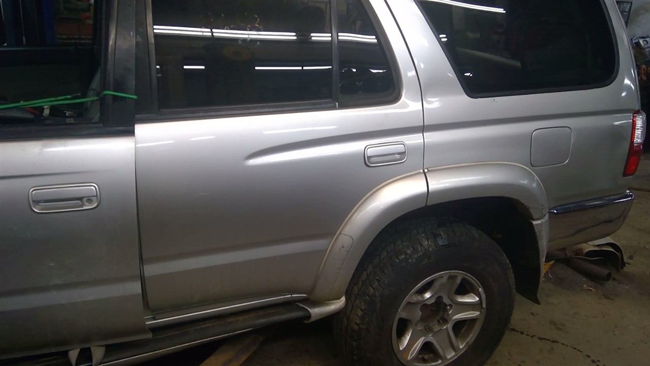 https://f005.backblazeb2.com/file/img-partshotlines-com/Inventory/NE71/Vehicle/14465_09.jpg