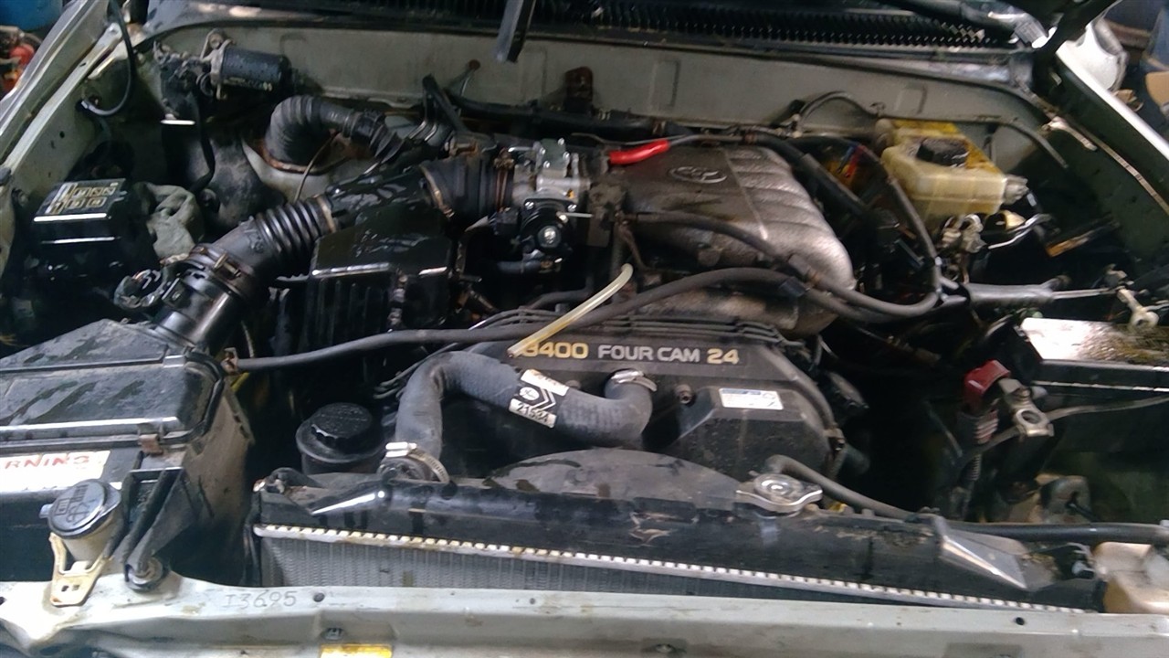 https://f005.backblazeb2.com/file/img-partshotlines-com/Inventory/NE71/Vehicle/14465_13.jpg