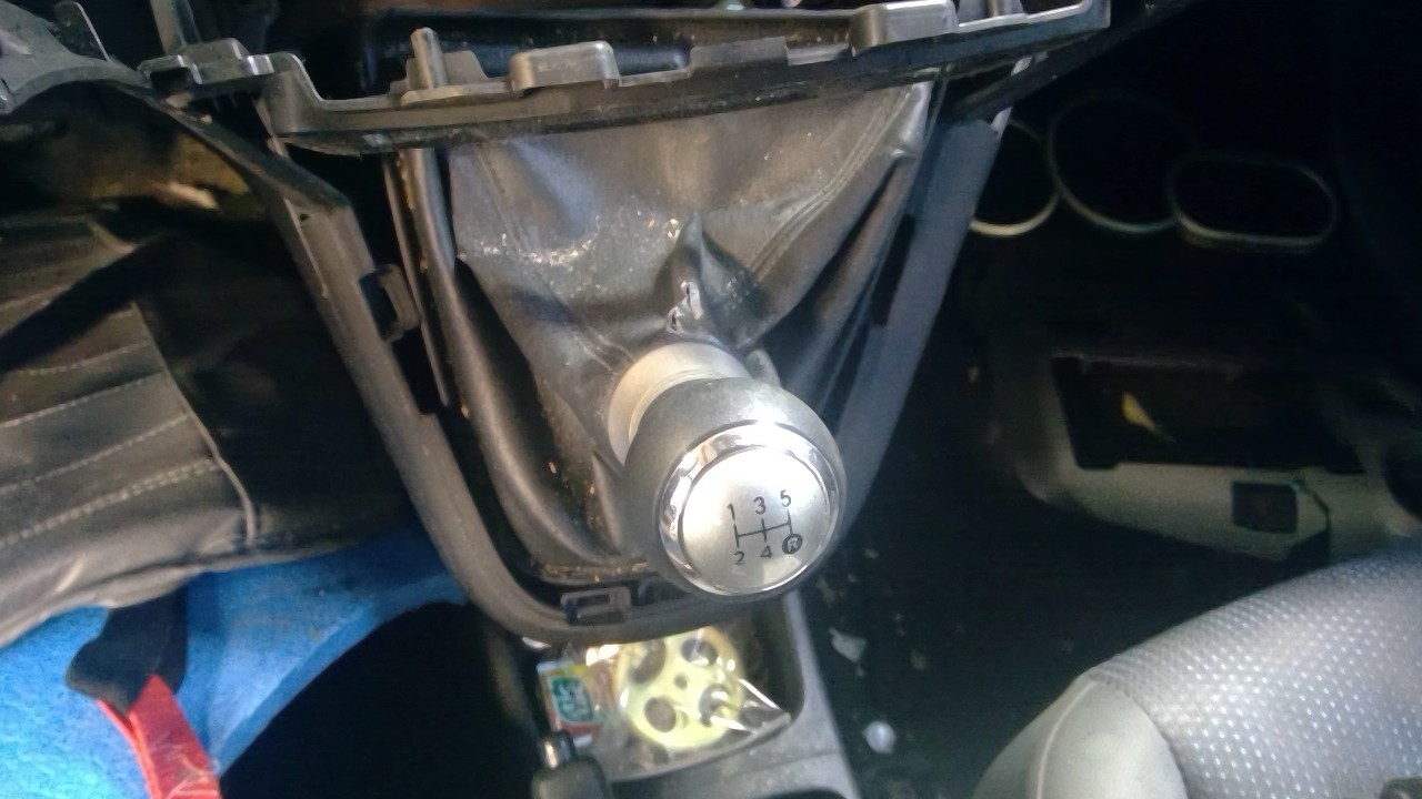 https://f005.backblazeb2.com/file/img-partshotlines-com/Inventory/NE71/Vehicle/14530_02.jpg