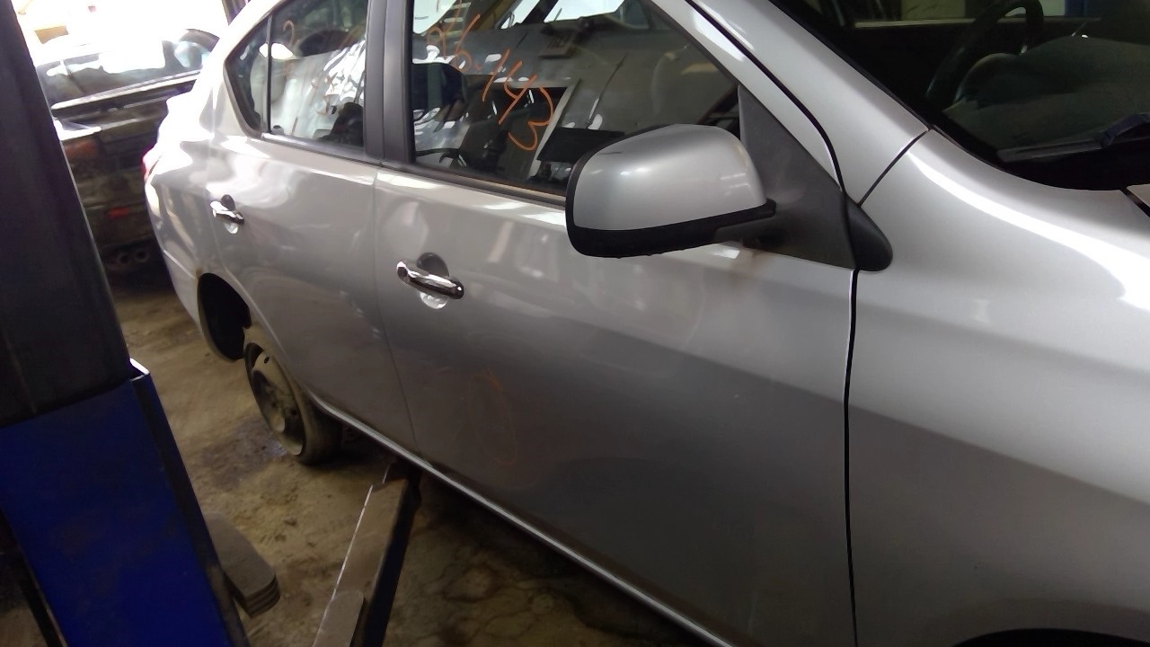 https://f005.backblazeb2.com/file/img-partshotlines-com/Inventory/NE71/Vehicle/14580_09.jpg
