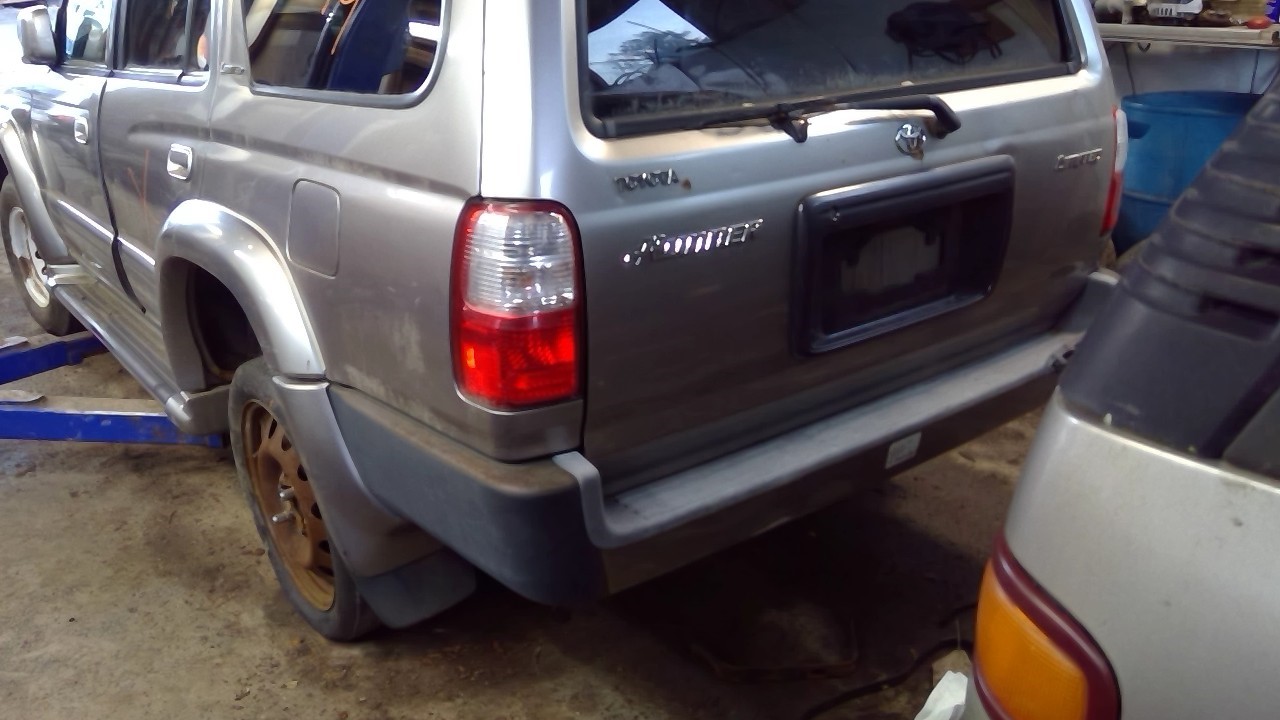 https://f005.backblazeb2.com/file/img-partshotlines-com/Inventory/NE71/Vehicle/14586_11.jpg