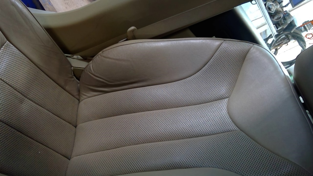 https://f005.backblazeb2.com/file/img-partshotlines-com/Inventory/NE71/Vehicle/14601_09.jpg