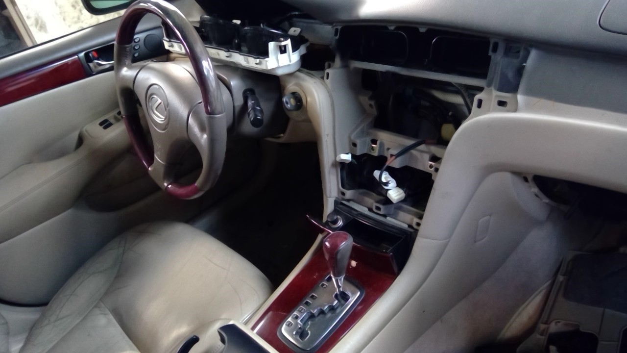 https://f005.backblazeb2.com/file/img-partshotlines-com/Inventory/NE71/Vehicle/14631_04.jpg