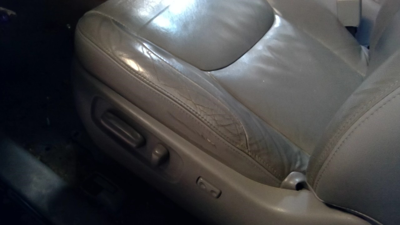 https://f005.backblazeb2.com/file/img-partshotlines-com/Inventory/NE71/Vehicle/14673_08.jpg