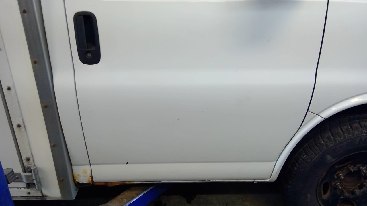 https://f005.backblazeb2.com/file/img-partshotlines-com/Inventory/NE71/Vehicle/14747_06.jpg