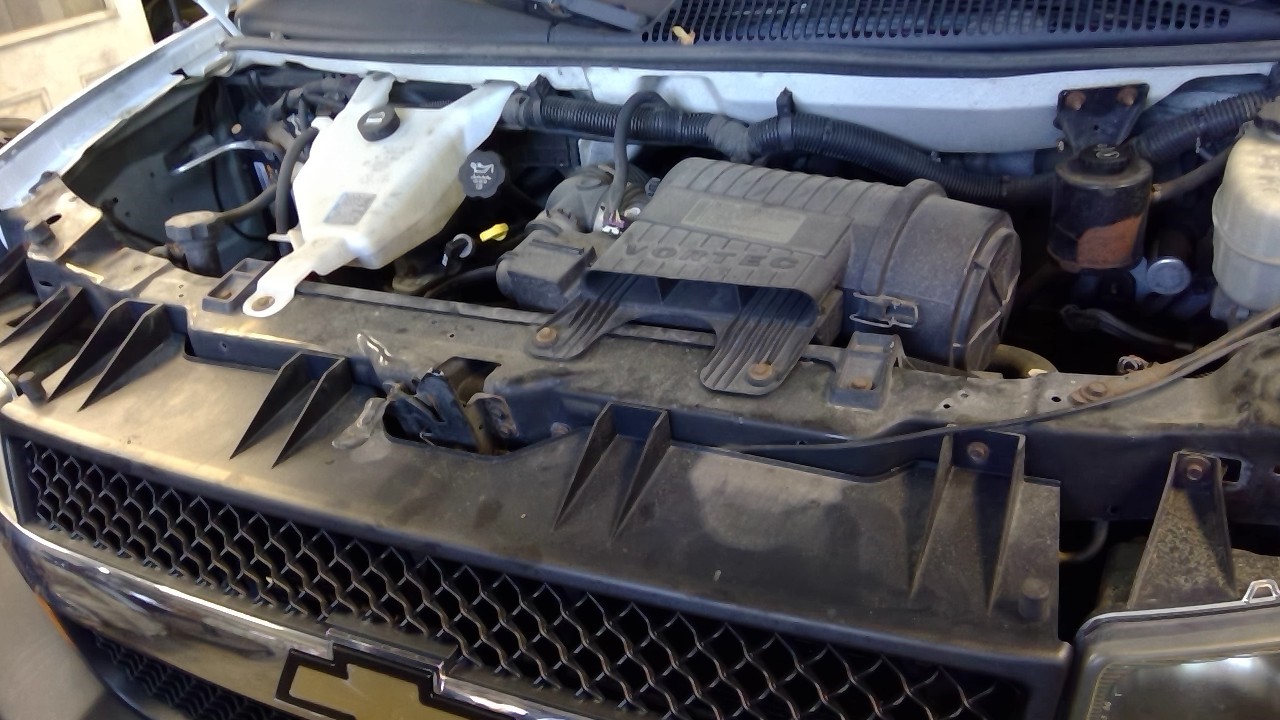 https://f005.backblazeb2.com/file/img-partshotlines-com/Inventory/NE71/Vehicle/14747_12.jpg