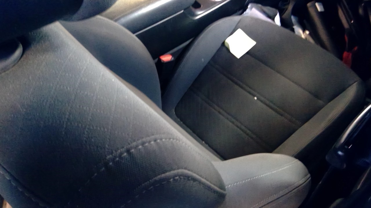 https://f005.backblazeb2.com/file/img-partshotlines-com/Inventory/NE71/Vehicle/14798_11.jpg