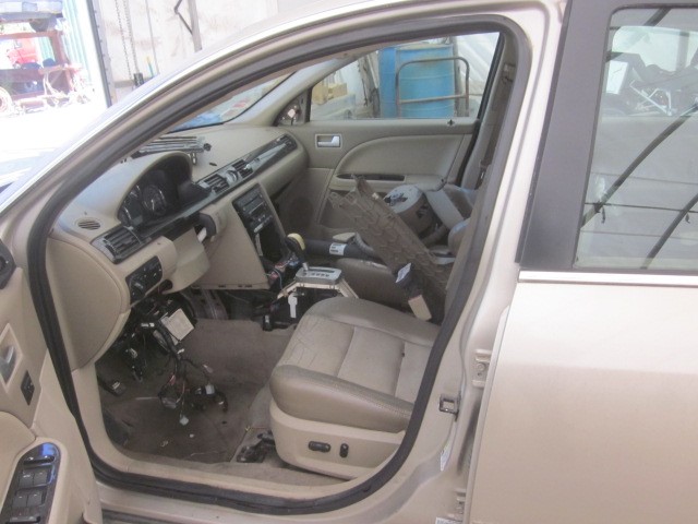 https://f005.backblazeb2.com/file/img-partshotlines-com/Inventory/NE71/Vehicle/8107_02.jpg