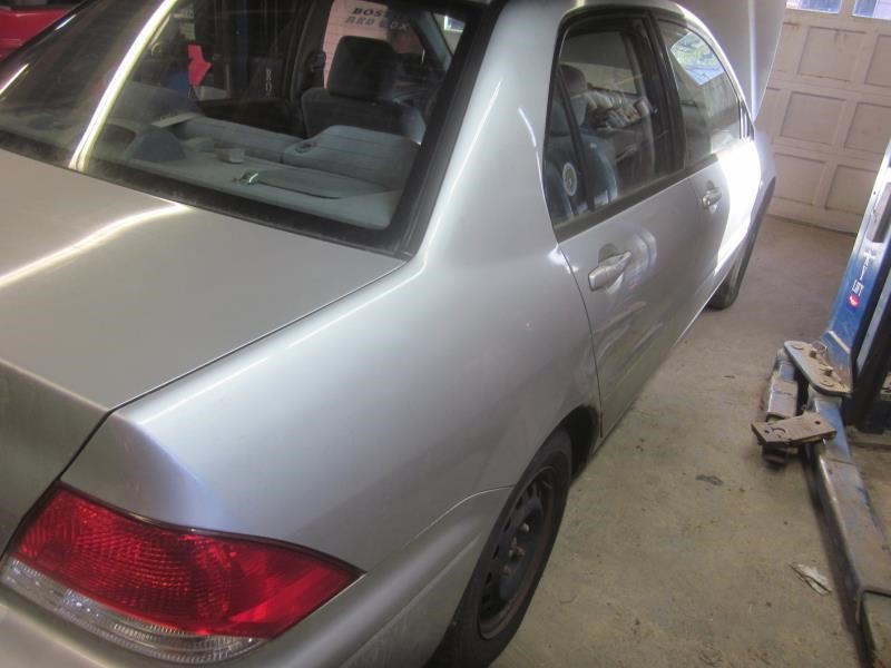 https://f005.backblazeb2.com/file/img-partshotlines-com/Inventory/NE71/Vehicle/9158_04.jpg